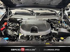 LAND ROVER DEFENDER 3.0 D300 TURBO MHEV 110 X-DYNAMIC HSE AWD 2022/2023 GARCEZ VEÍCULOS BENTO GONÇALVES / Carros no Vale