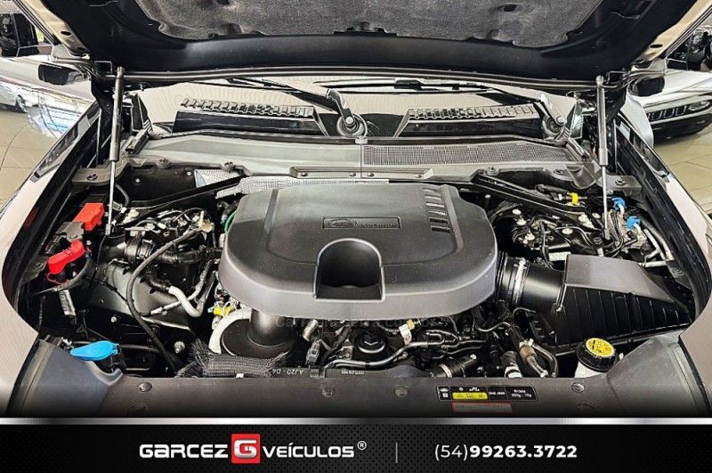 LAND ROVER DEFENDER 3.0 D300 TURBO MHEV 110 X-DYNAMIC HSE AWD 2022/2023 GARCEZ VEÍCULOS BENTO GONÇALVES / Carros no Vale LAND ROVER DEFENDER 3.0 D300 TURBO MHEV 110 X-DYNAMIC HSE AWD 2022/2023 GARCEZ VEÍCULOS BENTO GONÇALVES / Carros no Vale