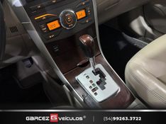 TOYOTA COROLLA 2.0 ALTIS 16V 2011/2012 GARCEZ VEÍCULOS BENTO GONÇALVES / Carros no Vale