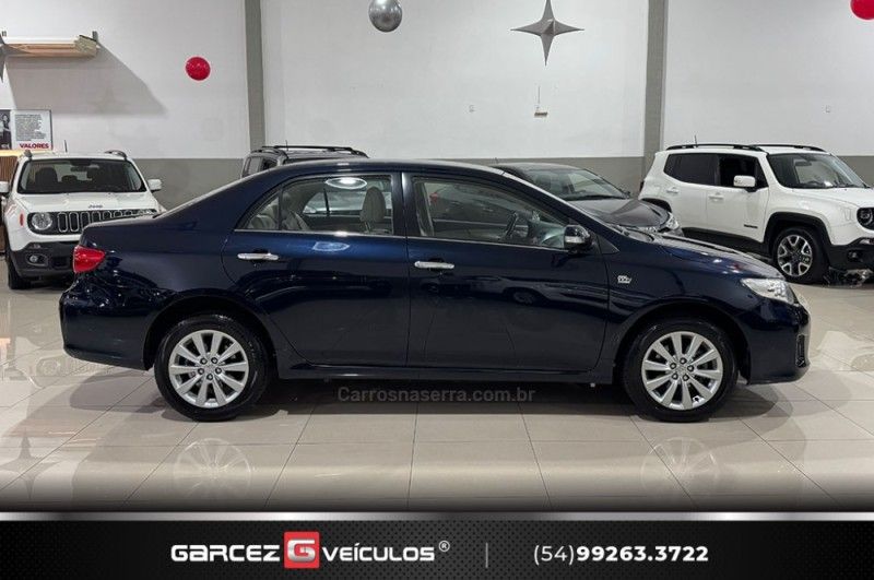 TOYOTA COROLLA 2.0 ALTIS 16V 2011/2012 GARCEZ VEÍCULOS BENTO GONÇALVES / Carros no Vale