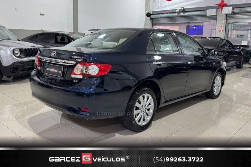 TOYOTA COROLLA 2.0 ALTIS 16V 2011/2012 GARCEZ VEÍCULOS BENTO GONÇALVES / Carros no Vale