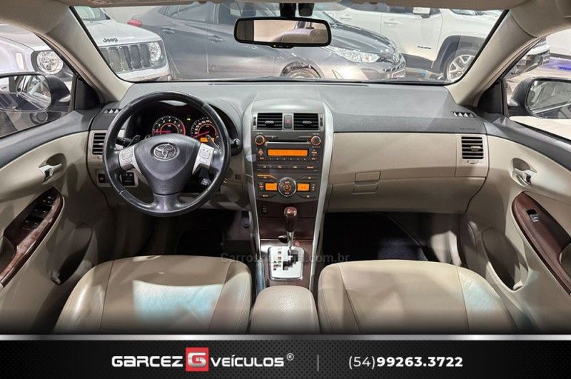 TOYOTA COROLLA 2.0 ALTIS 16V 2011/2012 GARCEZ VEÍCULOS BENTO GONÇALVES / Carros no Vale