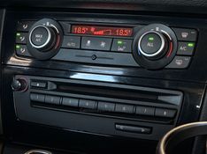 BMW X1 2.0 16V TURBO ACTIVEFLEX SDRIVE20I 2015/2015 GRIFFCAR MULTIMARCAS DOIS IRMÃOS / Carros no Vale