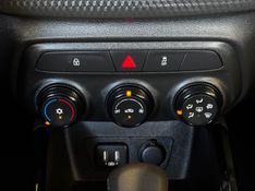 CHEVROLET ONIX 1.0 HATCH TURBO 12V 2022/2022 GRIFFCAR MULTIMARCAS DOIS IRMÃOS / Carros no Vale