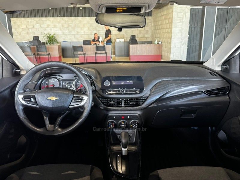 CHEVROLET ONIX 1.0 HATCH TURBO 12V 2022/2022 GRIFFCAR MULTIMARCAS DOIS IRMÃOS / Carros no Vale