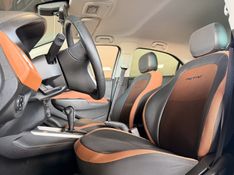 CHEVROLET ONIX 1.4 MPFI ACTIV 8V 2017/2018 GRIFFCAR MULTIMARCAS DOIS IRMÃOS / Carros no Vale