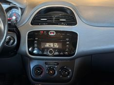 FIAT PUNTO 1.6 ESSENCE 16V 2013/2013 GRIFFCAR MULTIMARCAS DOIS IRMÃOS / Carros no Vale
