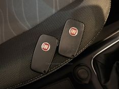 FIAT PUNTO 1.6 ESSENCE 16V 2013/2013 GRIFFCAR MULTIMARCAS DOIS IRMÃOS / Carros no Vale