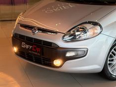 FIAT PUNTO 1.6 ESSENCE 16V 2013/2013 GRIFFCAR MULTIMARCAS DOIS IRMÃOS / Carros no Vale