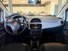 FIAT PUNTO 1.6 ESSENCE 16V 2013/2013 GRIFFCAR MULTIMARCAS DOIS IRMÃOS / Carros no Vale