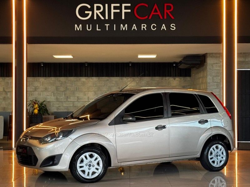 FORD FIESTA 1.0 MPI HATCH 8V 2011/2011 GRIFFCAR MULTIMARCAS DOIS IRMÃOS / Carros no Vale