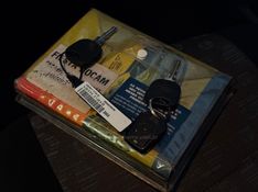 FORD FIESTA 1.0 MPI HATCH 8V 2011/2011 GRIFFCAR MULTIMARCAS DOIS IRMÃOS / Carros no Vale