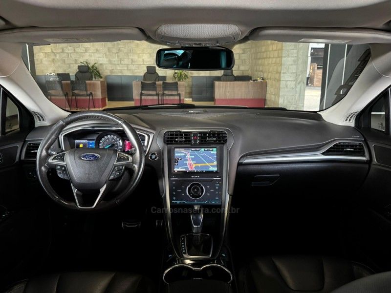 FORD FUSION 2.0 TITANIUM AWD 16V 2013/2014 GRIFFCAR MULTIMARCAS DOIS IRMÃOS / Carros no Vale