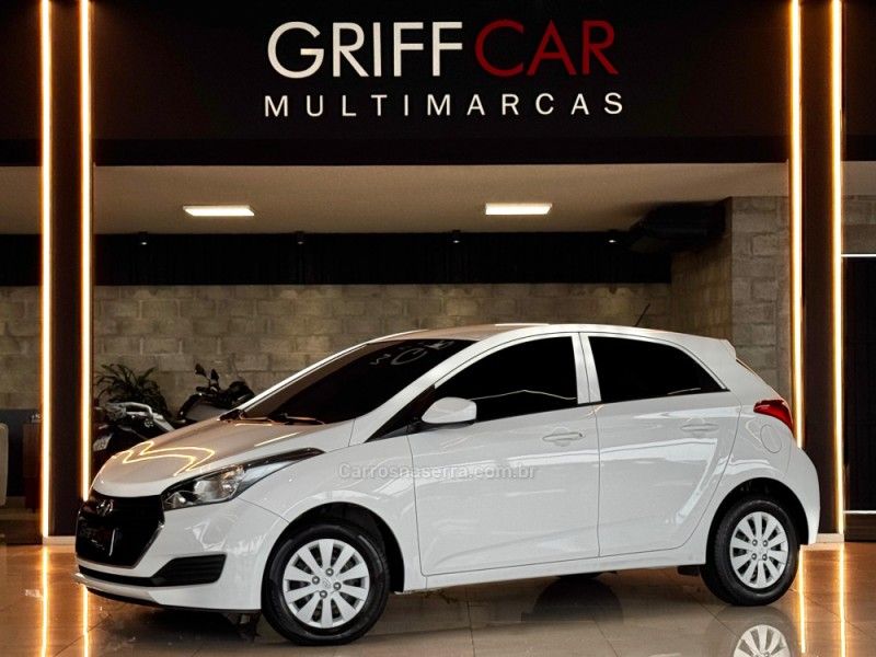 HYUNDAI HB20 1.0 COMFORT 12V 2017/2017 GRIFFCAR MULTIMARCAS DOIS IRMÃOS / Carros no Vale