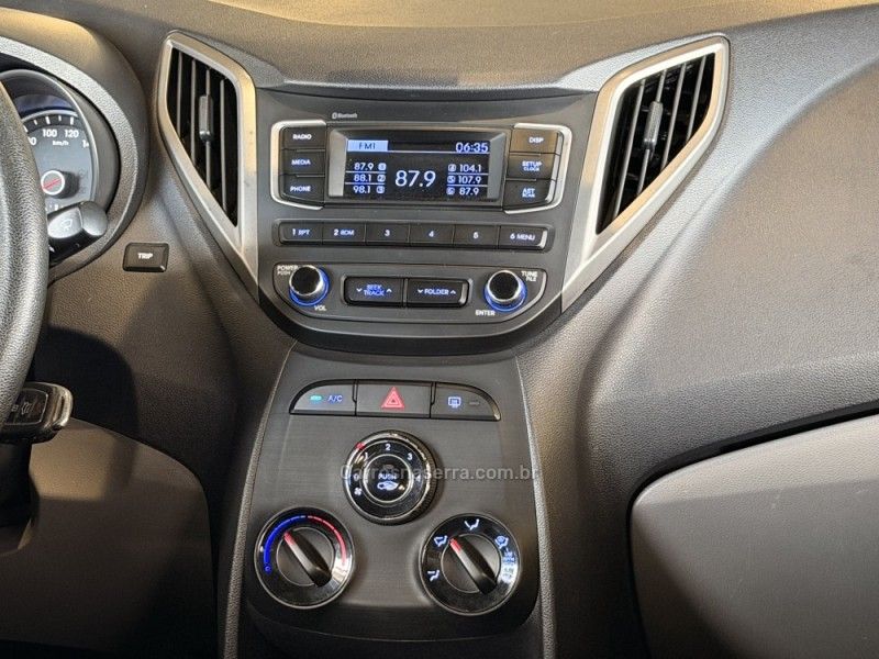 HYUNDAI HB20S 1.0 COMFORT 12V 2018/2019 GRIFFCAR MULTIMARCAS DOIS IRMÃOS / Carros no Vale