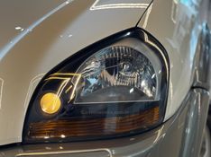 HYUNDAI TUCSON 2.0 MPFI GLS 16V 143CV 2WD 2013/2014 GRIFFCAR MULTIMARCAS DOIS IRMÃOS / Carros no Vale