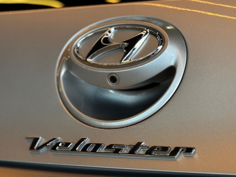 HYUNDAI VELOSTER 1.6 16V 3P 2012/2013 GRIFFCAR MULTIMARCAS DOIS IRMÃOS / Carros no Vale