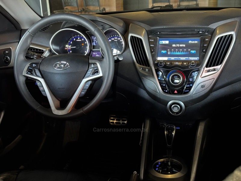 HYUNDAI VELOSTER 1.6 16V 3P 2012/2013 GRIFFCAR MULTIMARCAS DOIS IRMÃOS / Carros no Vale