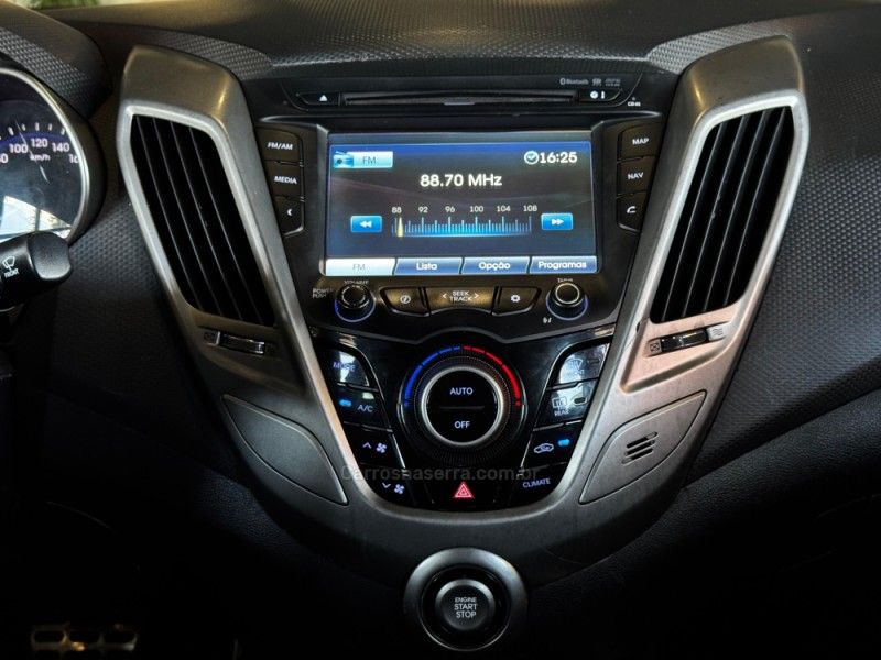 HYUNDAI VELOSTER 1.6 16V 3P 2012/2013 GRIFFCAR MULTIMARCAS DOIS IRMÃOS / Carros no Vale