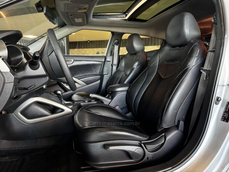 HYUNDAI VELOSTER 1.6 16V 3P 2012/2013 GRIFFCAR MULTIMARCAS DOIS IRMÃOS / Carros no Vale