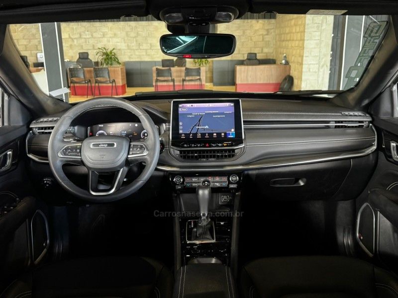 JEEP COMPASS 1.3 SERIE S T270 16V TURBO 2024/2025 GRIFFCAR MULTIMARCAS DOIS IRMÃOS / Carros no Vale