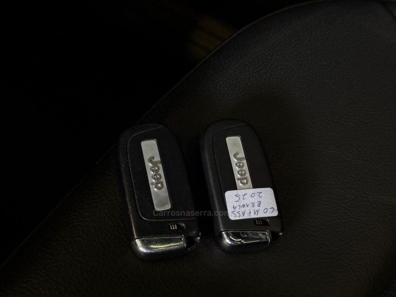 JEEP COMPASS 1.3 SERIE S T270 16V TURBO 2024/2025 GRIFFCAR MULTIMARCAS DOIS IRMÃOS / Carros no Vale