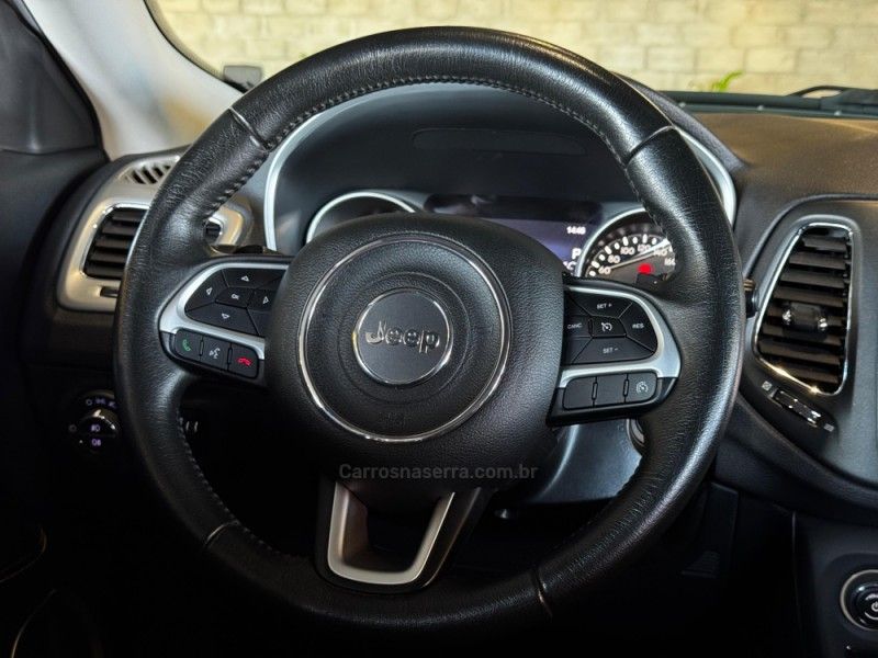 JEEP COMPASS 2.0 16V LONGITUDE 4X4 2019/2020 GRIFFCAR MULTIMARCAS DOIS IRMÃOS / Carros no Vale JEEP COMPASS 2.0 16V LONGITUDE 4X4 2019/2020 GRIFFCAR MULTIMARCAS DOIS IRMÃOS / Carros no Vale