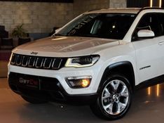 JEEP COMPASS 2.0 16V LONGITUDE 4X4 2019/2020 GRIFFCAR MULTIMARCAS DOIS IRMÃOS / Carros no Vale