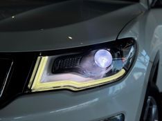 JEEP COMPASS 2.0 16V LONGITUDE 4X4 2019/2020 GRIFFCAR MULTIMARCAS DOIS IRMÃOS / Carros no Vale