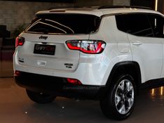 JEEP COMPASS 2.0 16V LONGITUDE 4X4 2019/2020 GRIFFCAR MULTIMARCAS DOIS IRMÃOS / Carros no Vale