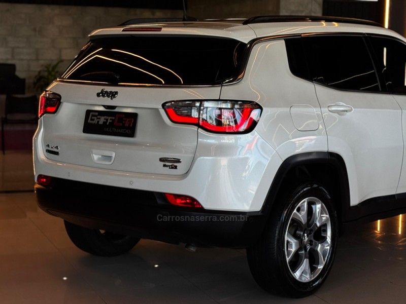 JEEP COMPASS 2.0 16V LONGITUDE 4X4 2019/2020 GRIFFCAR MULTIMARCAS DOIS IRMÃOS / Carros no Vale JEEP COMPASS 2.0 16V LONGITUDE 4X4 2019/2020 GRIFFCAR MULTIMARCAS DOIS IRMÃOS / Carros no Vale