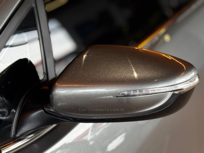 KIA CERATO 1.6 SX3 16V 2015/2016 GRIFFCAR MULTIMARCAS DOIS IRMÃOS / Carros no Vale