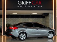 KIA CERATO 1.6 SX3 16V 2015/2016 GRIFFCAR MULTIMARCAS DOIS IRMÃOS / Carros no Vale