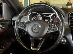 MERCEDES-BENZ GLE 400 3.0 V6 COUPÉ 4MATIC 9G-TRONIC 2017/2017 GRIFFCAR MULTIMARCAS DOIS IRMÃOS / Carros no Vale