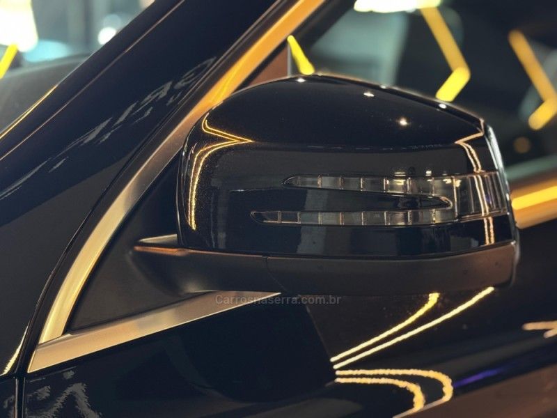 MERCEDES-BENZ GLE 400 3.0 V6 COUPÉ 4MATIC 9G-TRONIC 2017/2017 GRIFFCAR MULTIMARCAS DOIS IRMÃOS / Carros no Vale