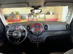MINI COOPER 1.5 12V TURBO 2017/2017 GRIFFCAR MULTIMARCAS DOIS IRMÃOS / Carros no Vale