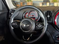 MINI COOPER 1.5 12V TURBO 2017/2017 GRIFFCAR MULTIMARCAS DOIS IRMÃOS / Carros no Vale