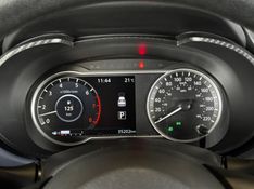 NISSAN VERSA 1.6 ADVANCE 16V 2023/2024 GRIFFCAR MULTIMARCAS DOIS IRMÃOS / Carros no Vale