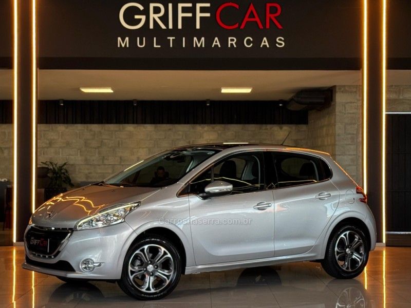 PEUGEOT 208 1.6 GRIFFE 16V 2014/2015 GRIFFCAR MULTIMARCAS DOIS IRMÃOS / Carros no Vale