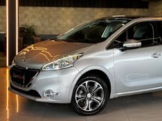 PEUGEOT 208 1.6 GRIFFE 16V 2014/2015 GRIFFCAR MULTIMARCAS DOIS IRMÃOS / Carros no Vale