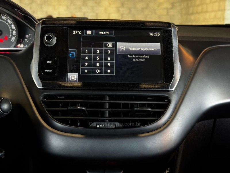 PEUGEOT 208 1.6 GRIFFE 16V 2014/2015 GRIFFCAR MULTIMARCAS DOIS IRMÃOS / Carros no Vale