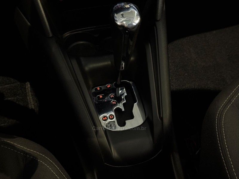 PEUGEOT 208 1.6 GRIFFE 16V 2014/2015 GRIFFCAR MULTIMARCAS DOIS IRMÃOS / Carros no Vale