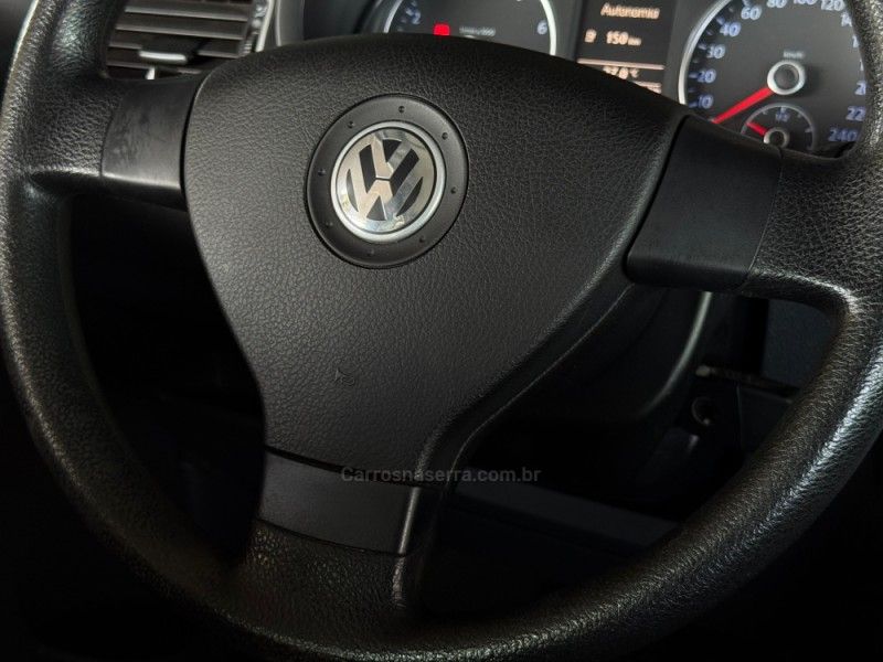 VOLKSWAGEN FOX 1.6 MI PRIME 8V 2010/2011 GRIFFCAR MULTIMARCAS DOIS IRMÃOS / Carros no Vale