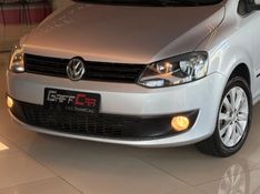 VOLKSWAGEN FOX 1.6 MI PRIME 8V 2010/2011 GRIFFCAR MULTIMARCAS DOIS IRMÃOS / Carros no Vale