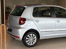 VOLKSWAGEN FOX 1.6 MI PRIME 8V 2010/2011 GRIFFCAR MULTIMARCAS DOIS IRMÃOS / Carros no Vale
