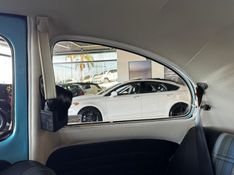 VOLKSWAGEN FUSCA 1.3 8V 1977/1977 GRIFFCAR MULTIMARCAS DOIS IRMÃOS / Carros no Vale