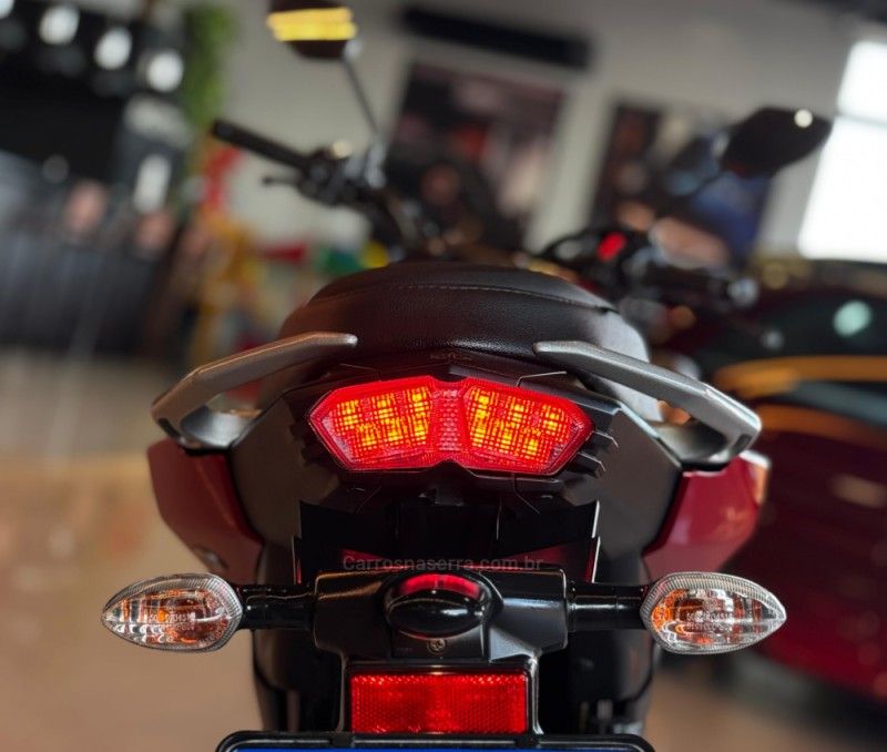 YAMAHA FAZER FZ25 2023/2023 GRIFFCAR MULTIMARCAS DOIS IRMÃOS / Carros no Vale