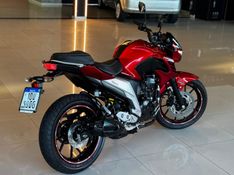 YAMAHA FAZER FZ25 2023/2023 GRIFFCAR MULTIMARCAS DOIS IRMÃOS / Carros no Vale