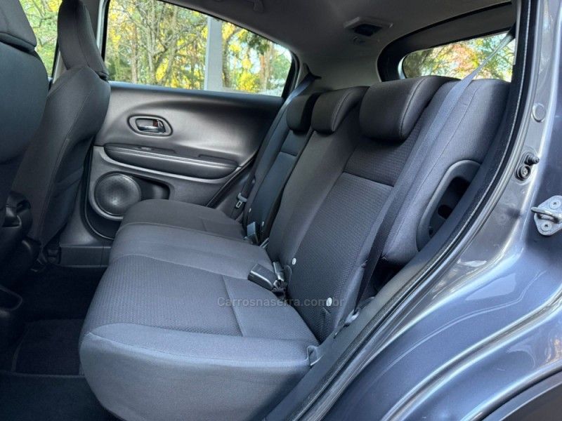HONDA HR-V 1.8 16V EX 2019/2019 KASPER VEÍCULOS DOIS IRMÃOS / Carros no Vale