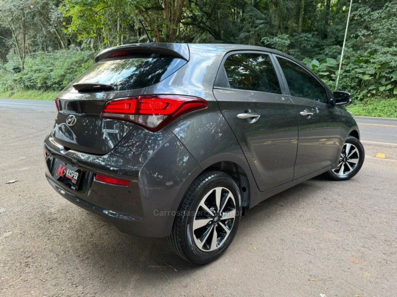 HYUNDAI HB20 1.6 PREMIUM 16V 2018/2019 KASPER VEÍCULOS DOIS IRMÃOS / Carros no Vale